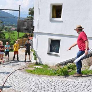 Kurze Einführung, was zu tun ist, Foto: Jubi/Nico Löder