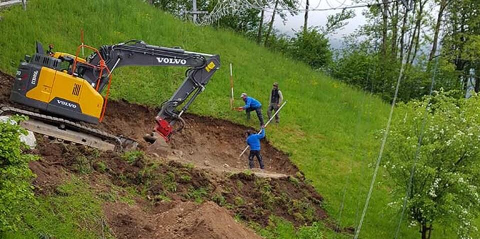 Aushub für Hangweg zum Hartplatz, 13.05.2020; Bild: Jubi/Nico Löder