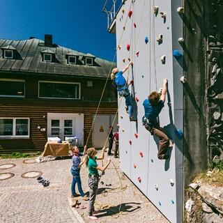 Jubi Kletterwand, Foto: Simon Toplak